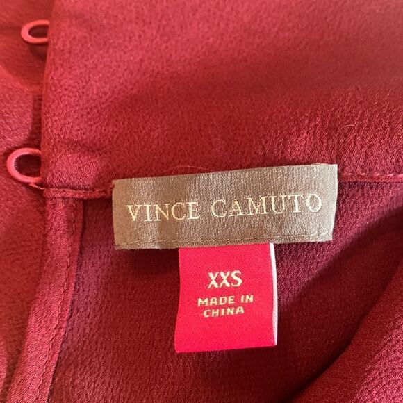 Vince Camuto Flutter Cuff Hammered Satin Blouse Size XXS - Picture 10 of 11